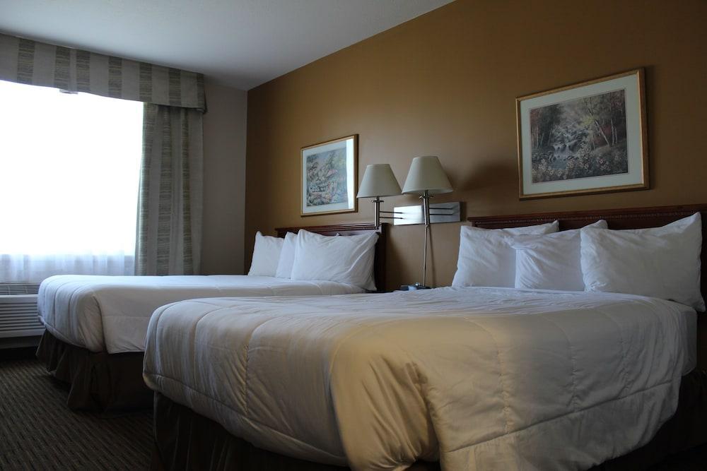 Fox Creek Foxwood Inn And Suites מראה חיצוני תמונה