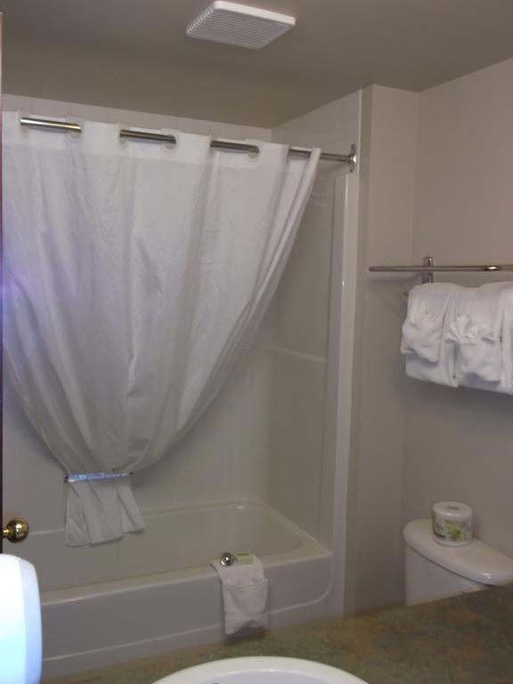 Fox Creek Foxwood Inn And Suites חדר תמונה