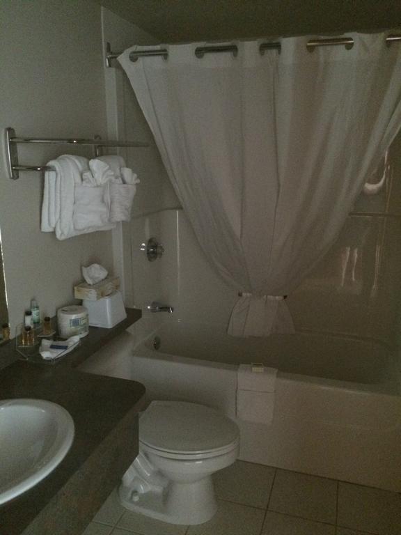 Fox Creek Foxwood Inn And Suites חדר תמונה